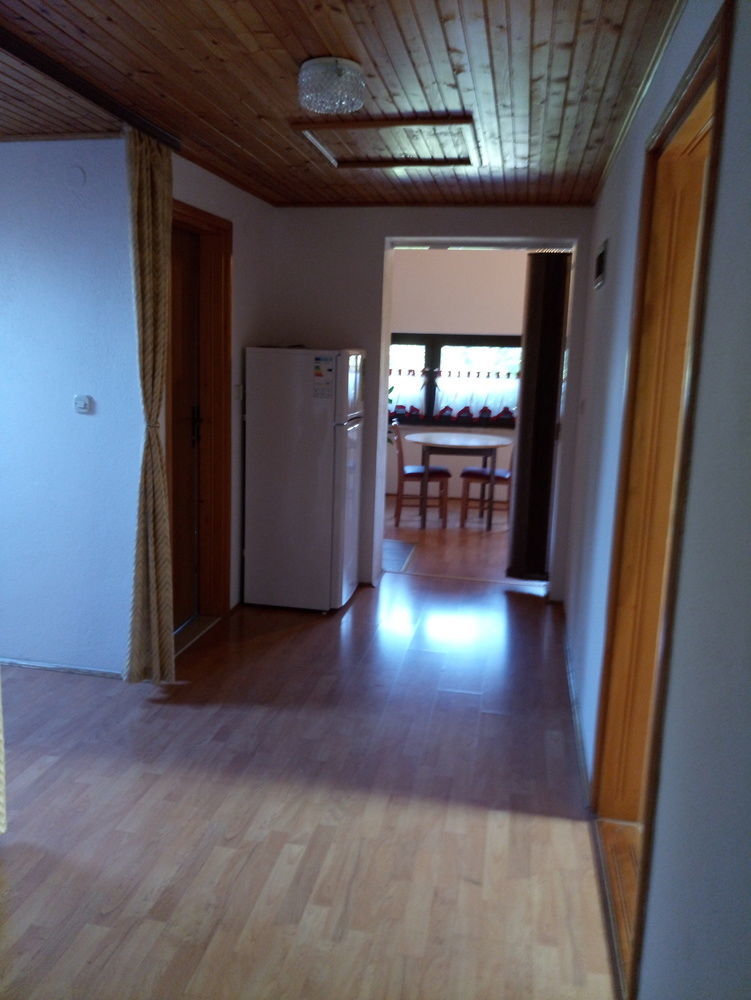 House Jelena Seliste Dreznicko Exterior foto